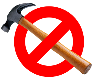 prohibido martillos